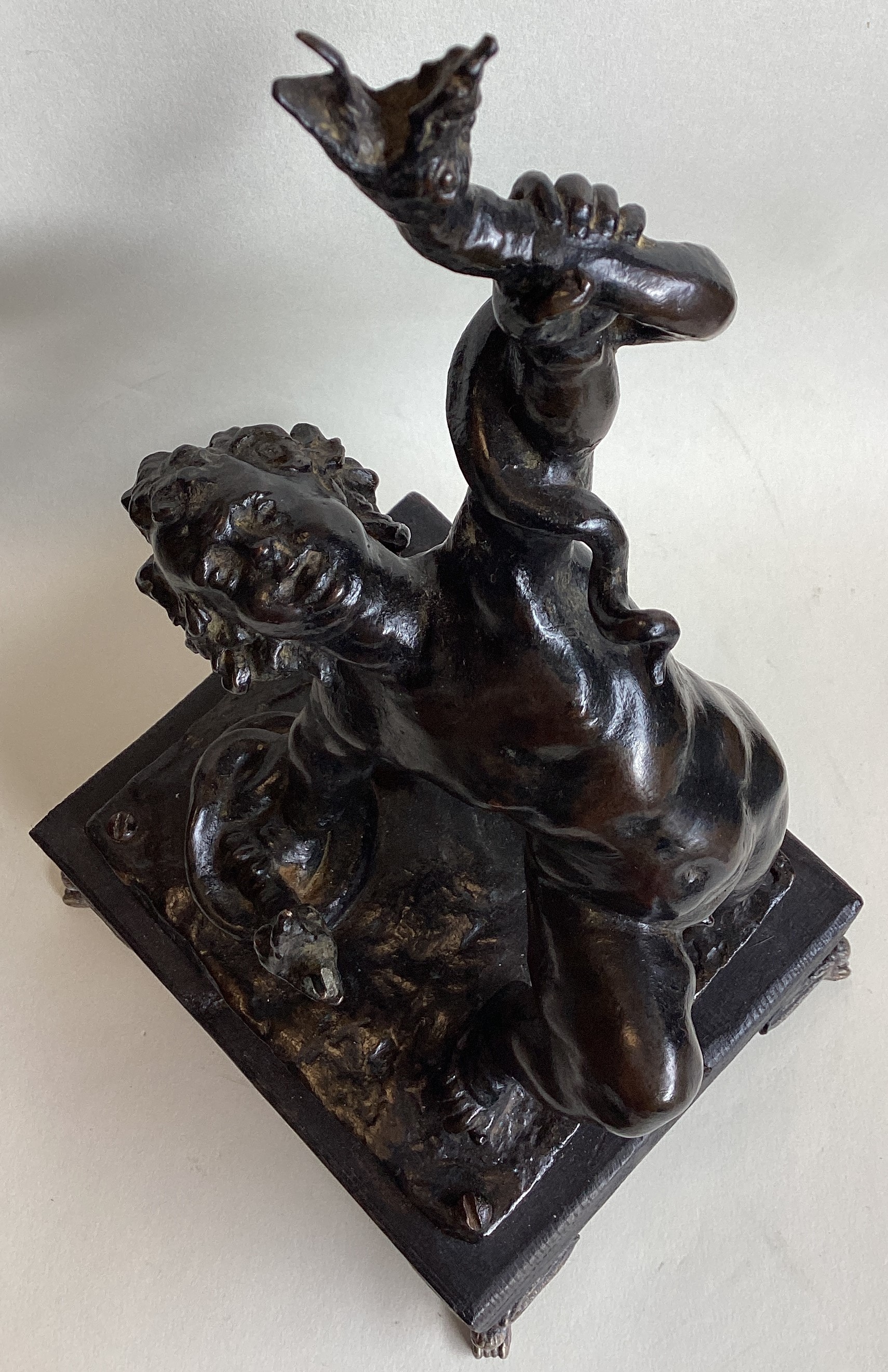 AFTER FRANCESCO FANELLI: A bronze figure of Hercules strangling serpents. - Image 9 of 9