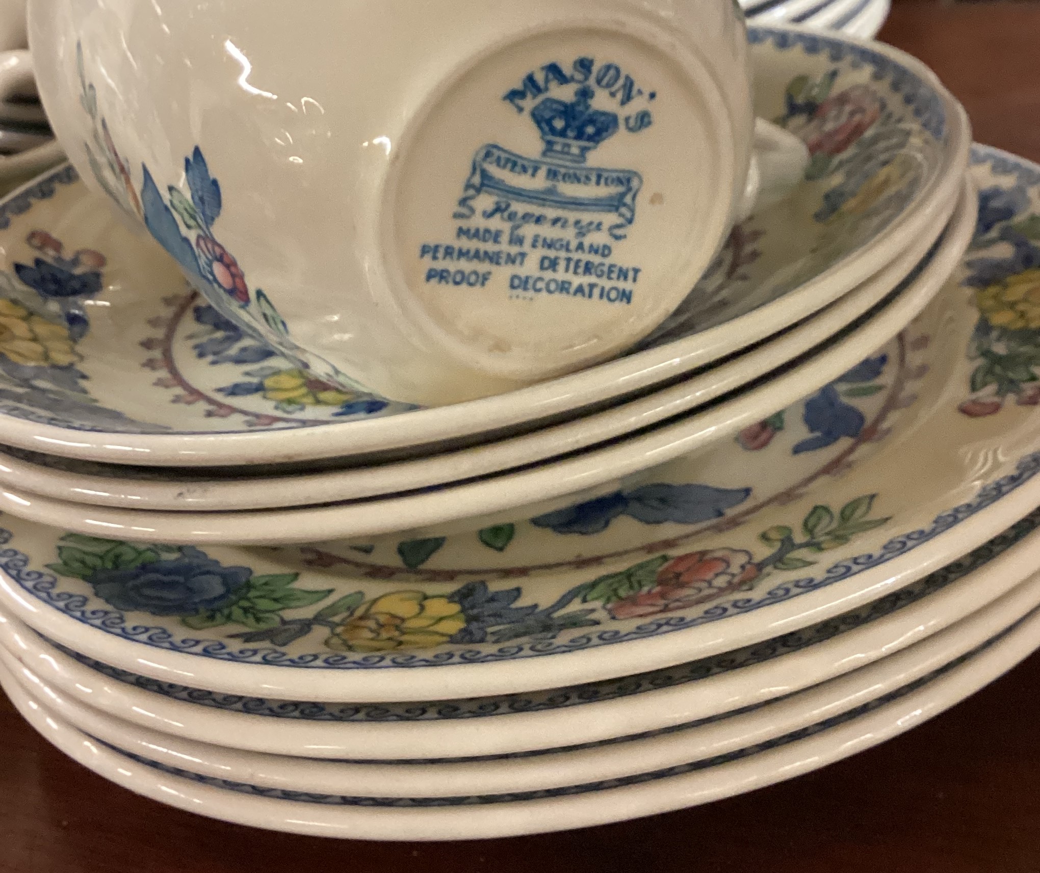 A mixed lot of Masons tableware. - Image 2 of 2