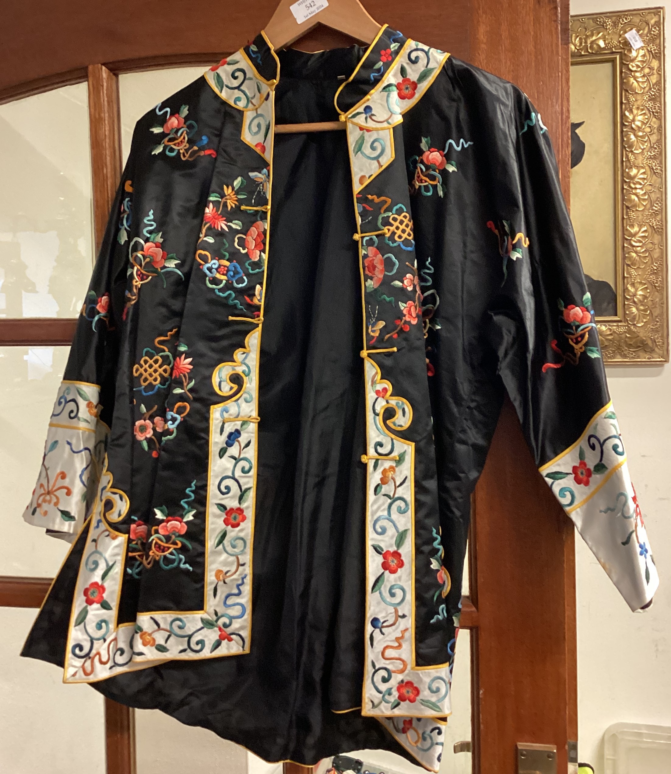 An old silk dressing gown together with another example. - Image 4 of 5