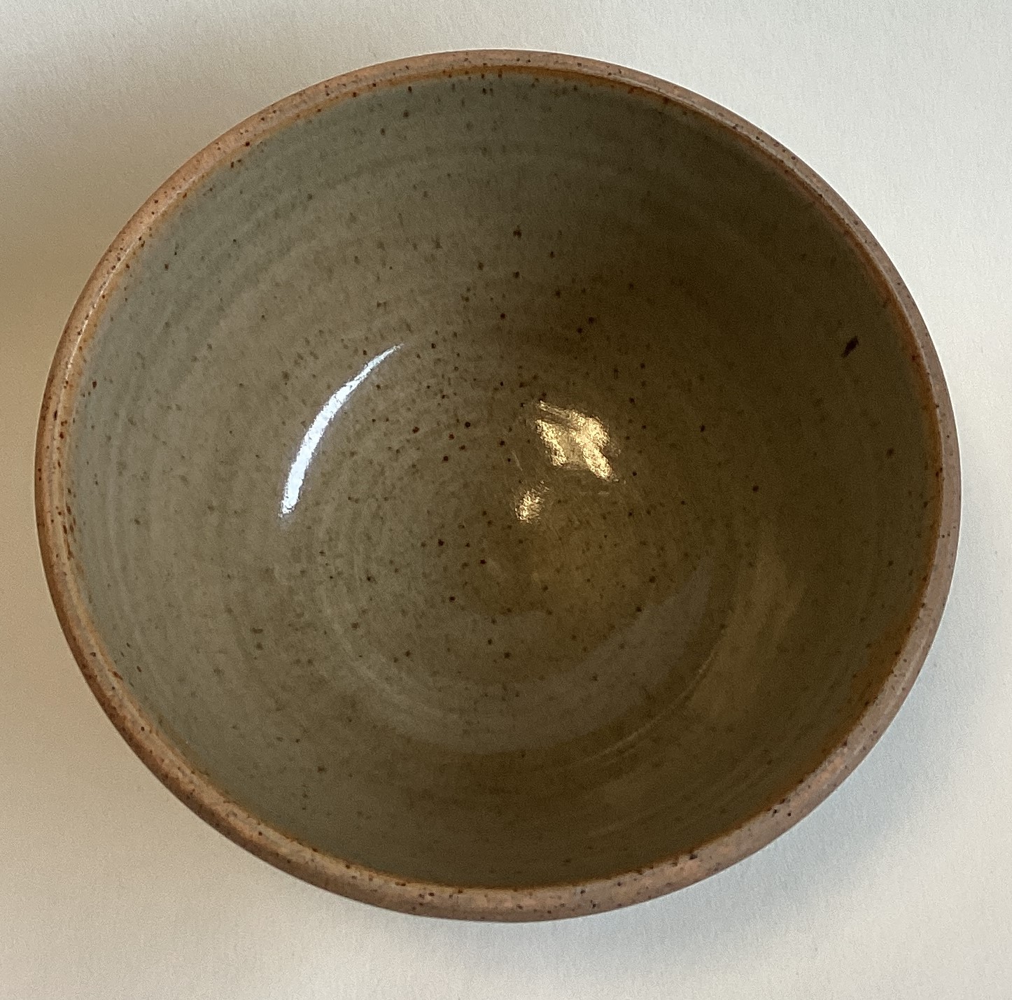 A small stoneware pottery bowl with green glaze to - Image 2 of 4