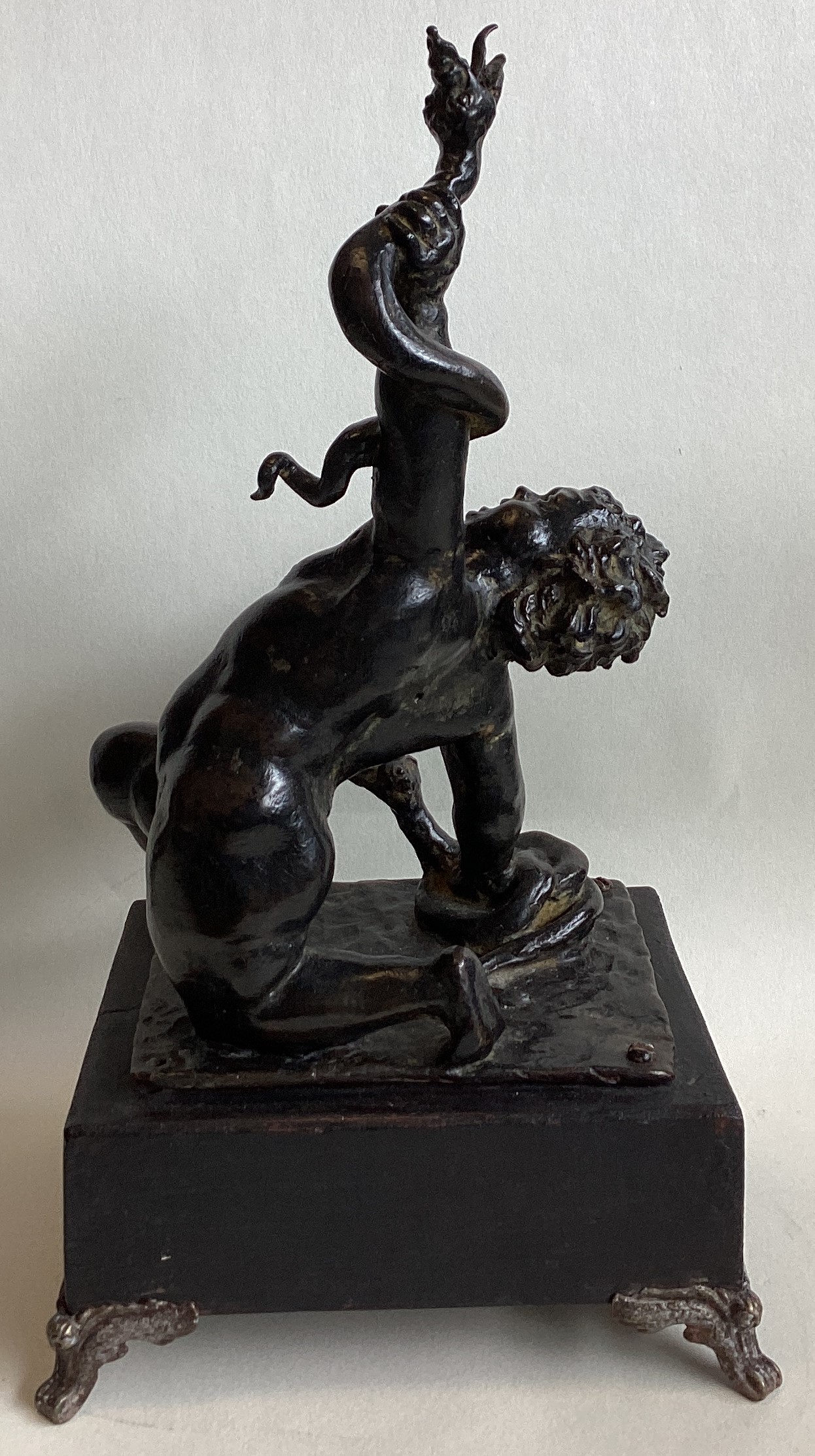 AFTER FRANCESCO FANELLI: A bronze figure of Hercules strangling serpents. - Image 6 of 9