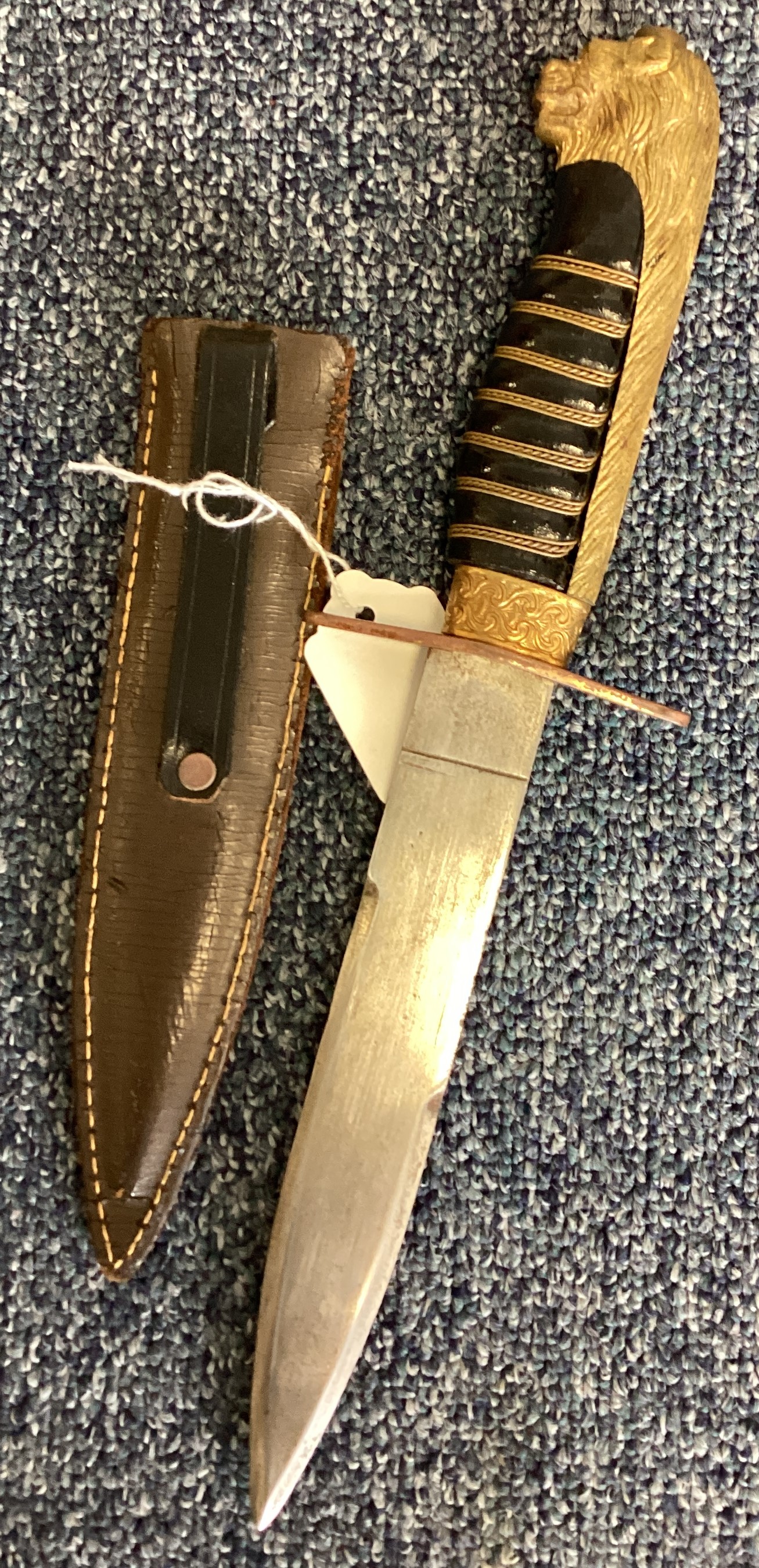 An Italian Army Officer's dagger in scabbard. - Image 2 of 2