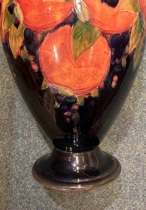 WILLIAM MOORCROFT: A large "Pomegranate" open pedestal vase. Approx. 33 cms high. - Image 5 of 8