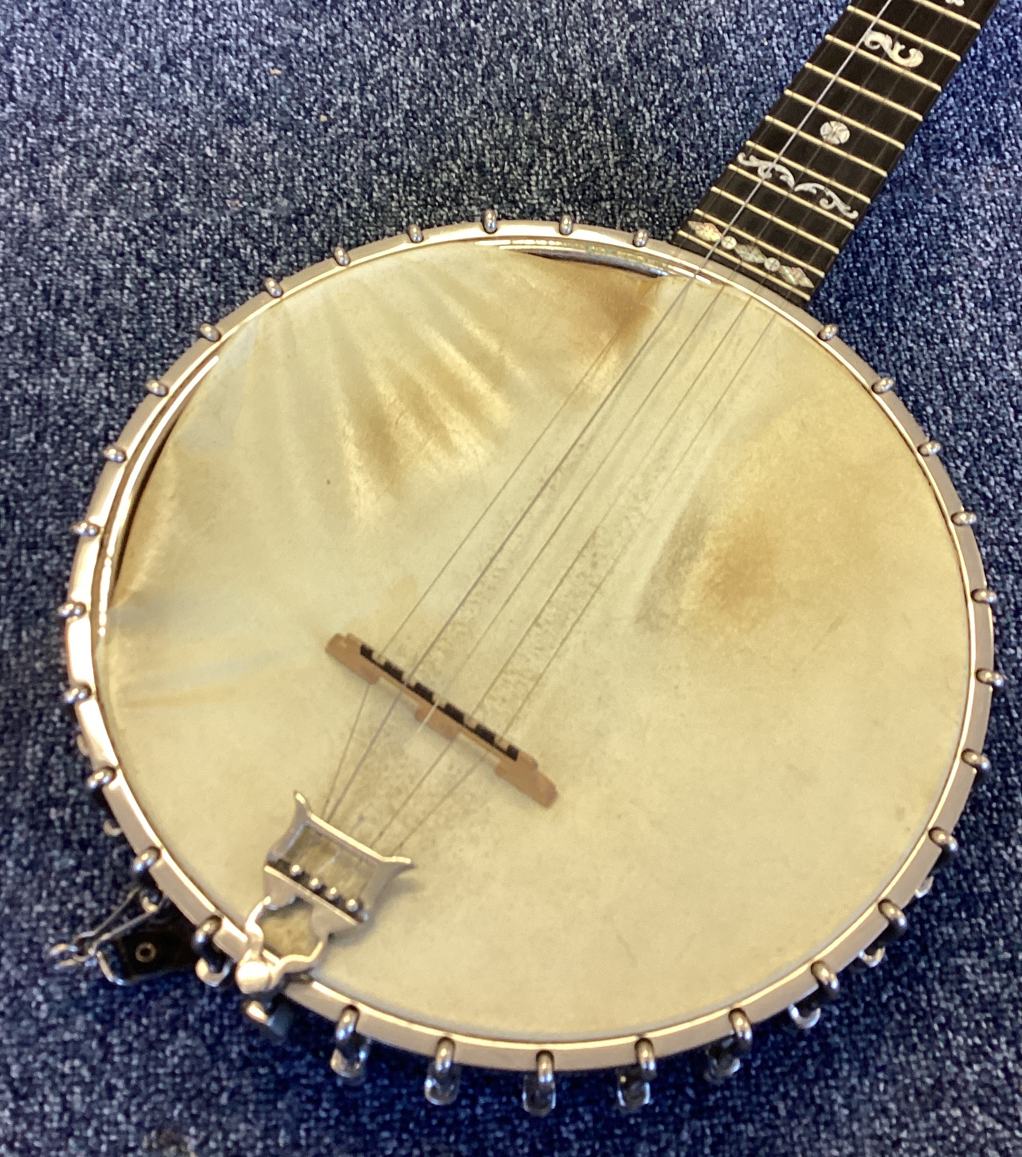 A good quality five-string banjo. - Image 2 of 3