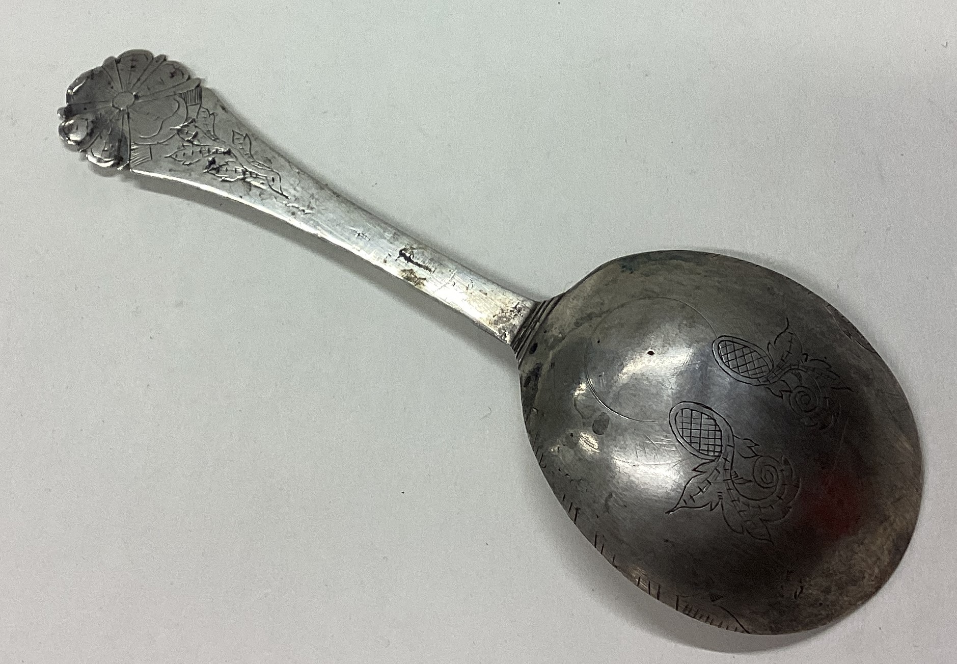An 18th Century Norwegian silver spoon with engraved floral decoration. - Image 2 of 2