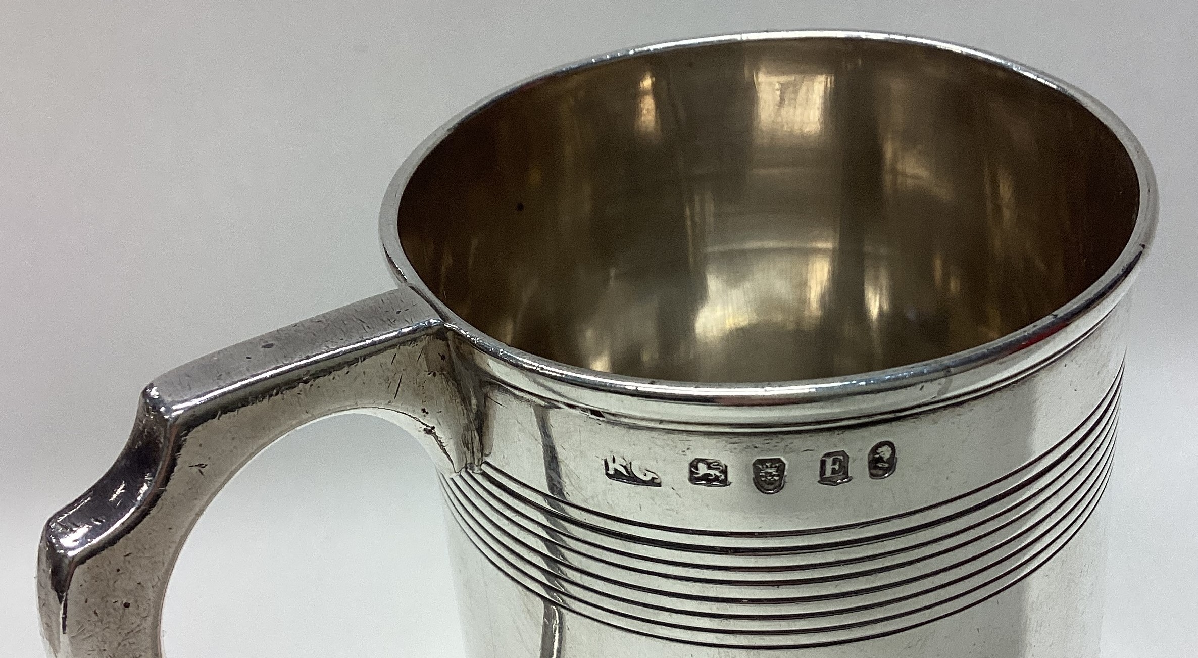 A George III silver reeded mug. London 1800. - Image 2 of 3