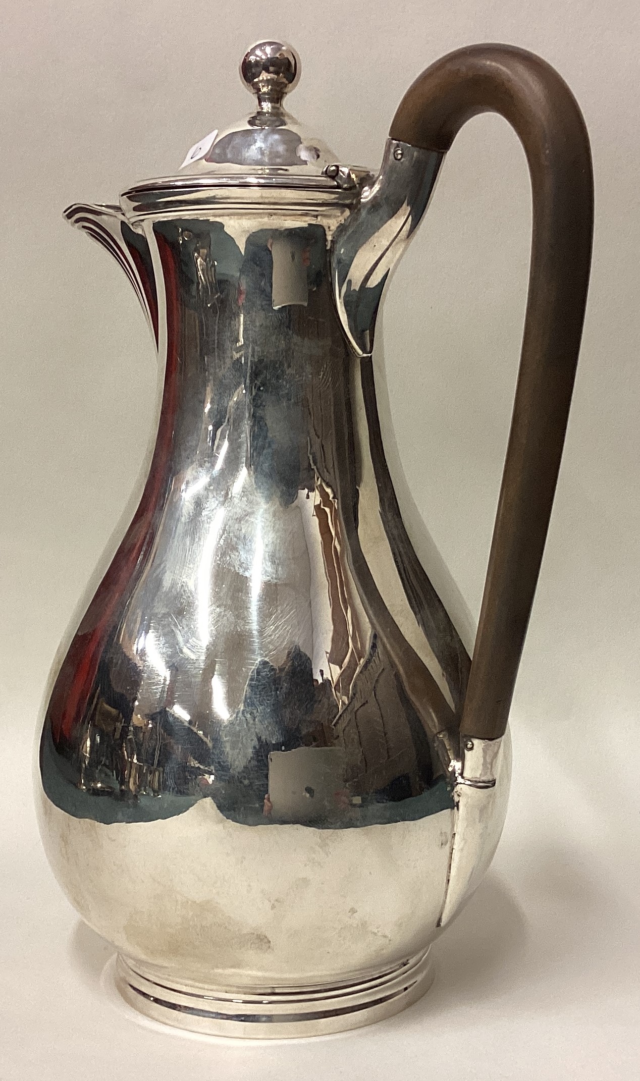 An 18th Century George III silver water jug. London 1795. - Image 4 of 4