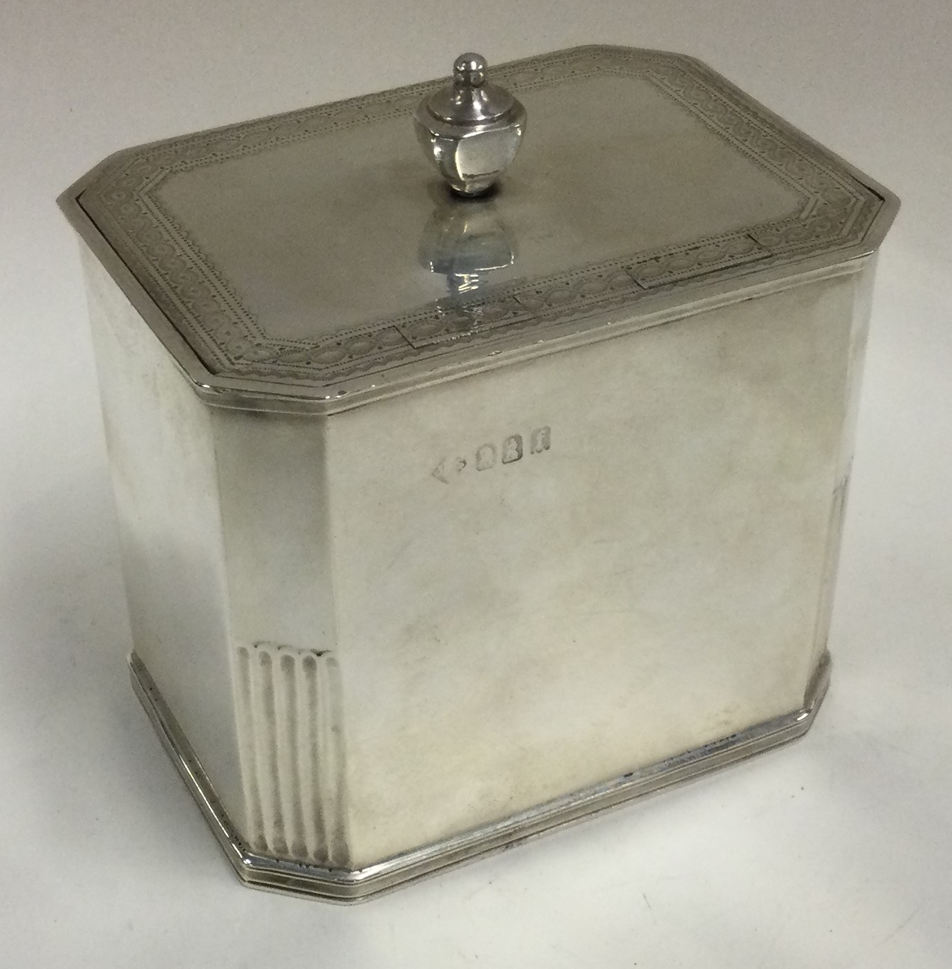 A Britannia Standard silver tea caddy with hinged lid. - Image 2 of 3