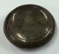 An early 19th Century silver snuff box.