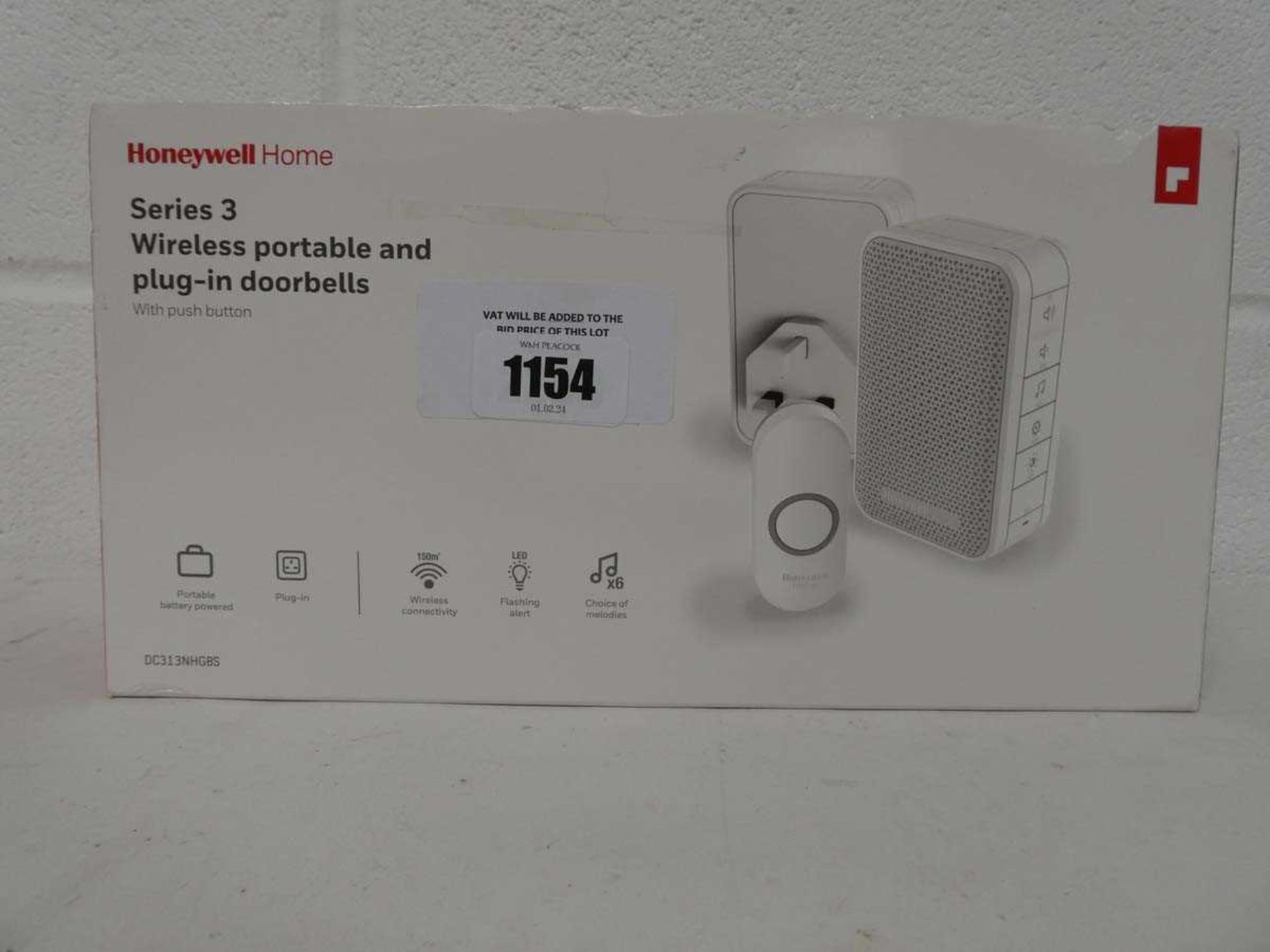 +VAT Boxed Honeywell Home Series 3 wireless portable and plugin doorbell set - Image 2 of 3