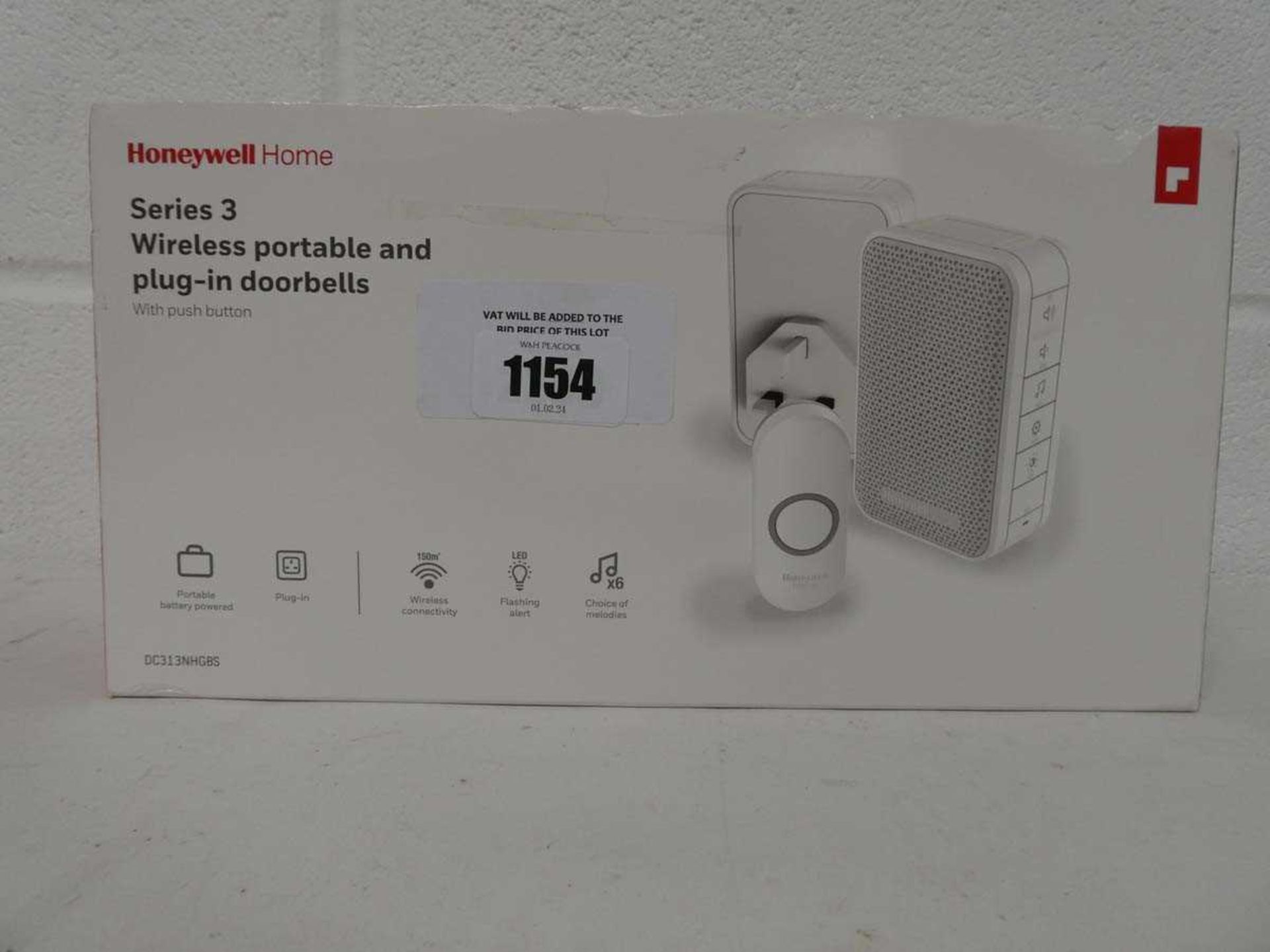 +VAT Boxed Honeywell Home Series 3 wireless portable and plugin doorbell set