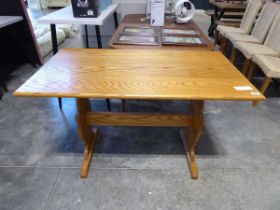 Modern pine bar type table