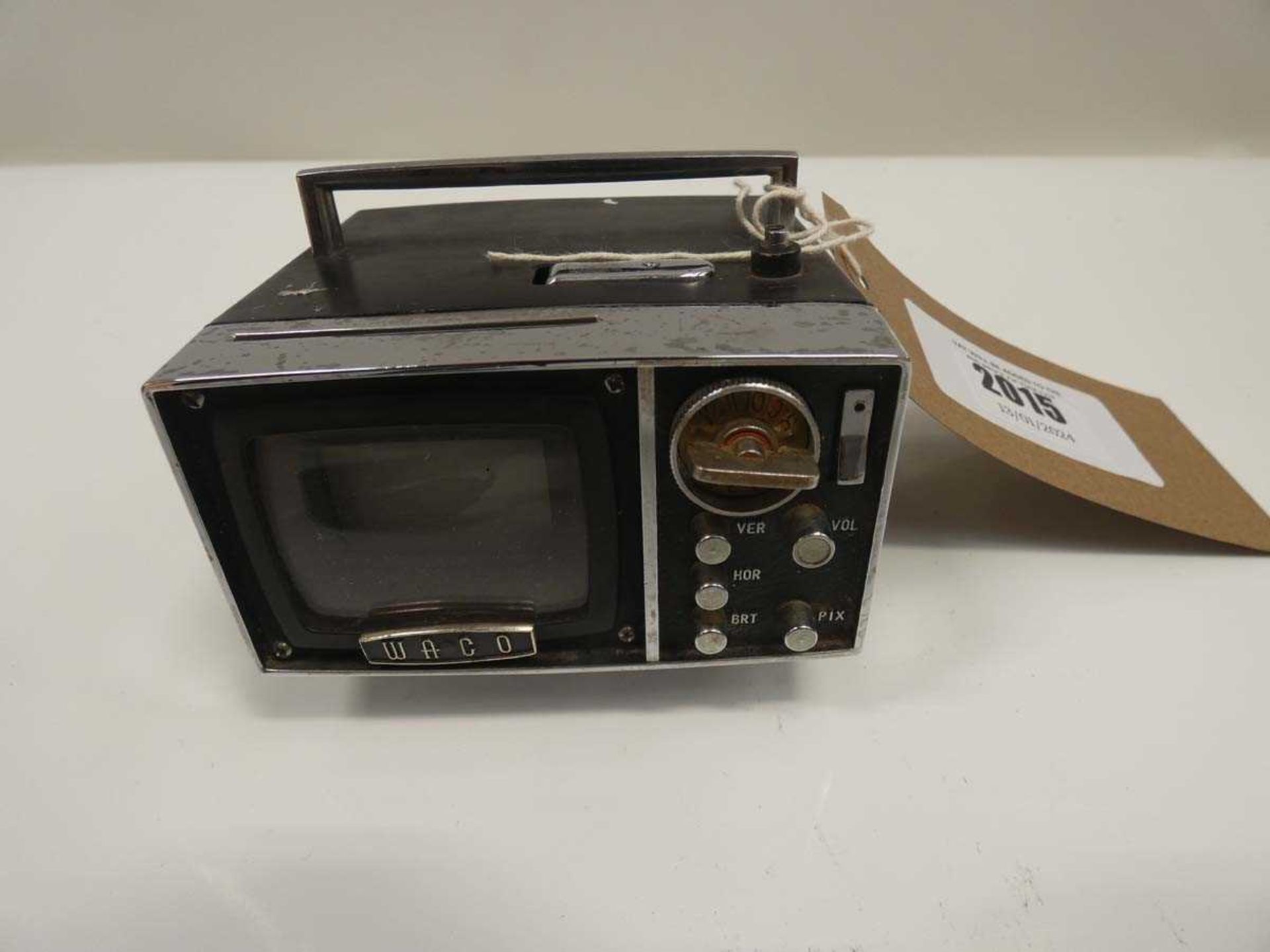 +VAT 1960s TV shaped Waco transistor MW radio