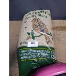 +VAT Bag of bird seed