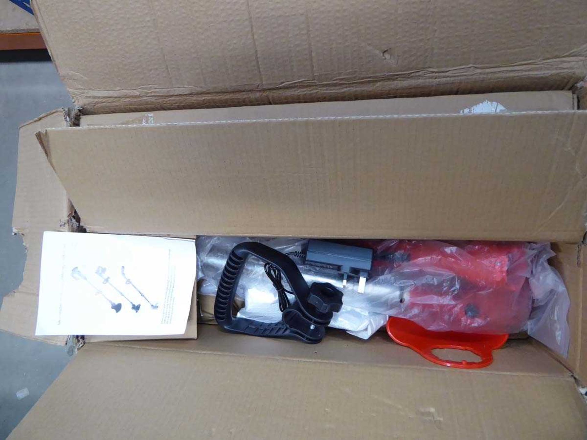 +VAT 2 boxed strimmers