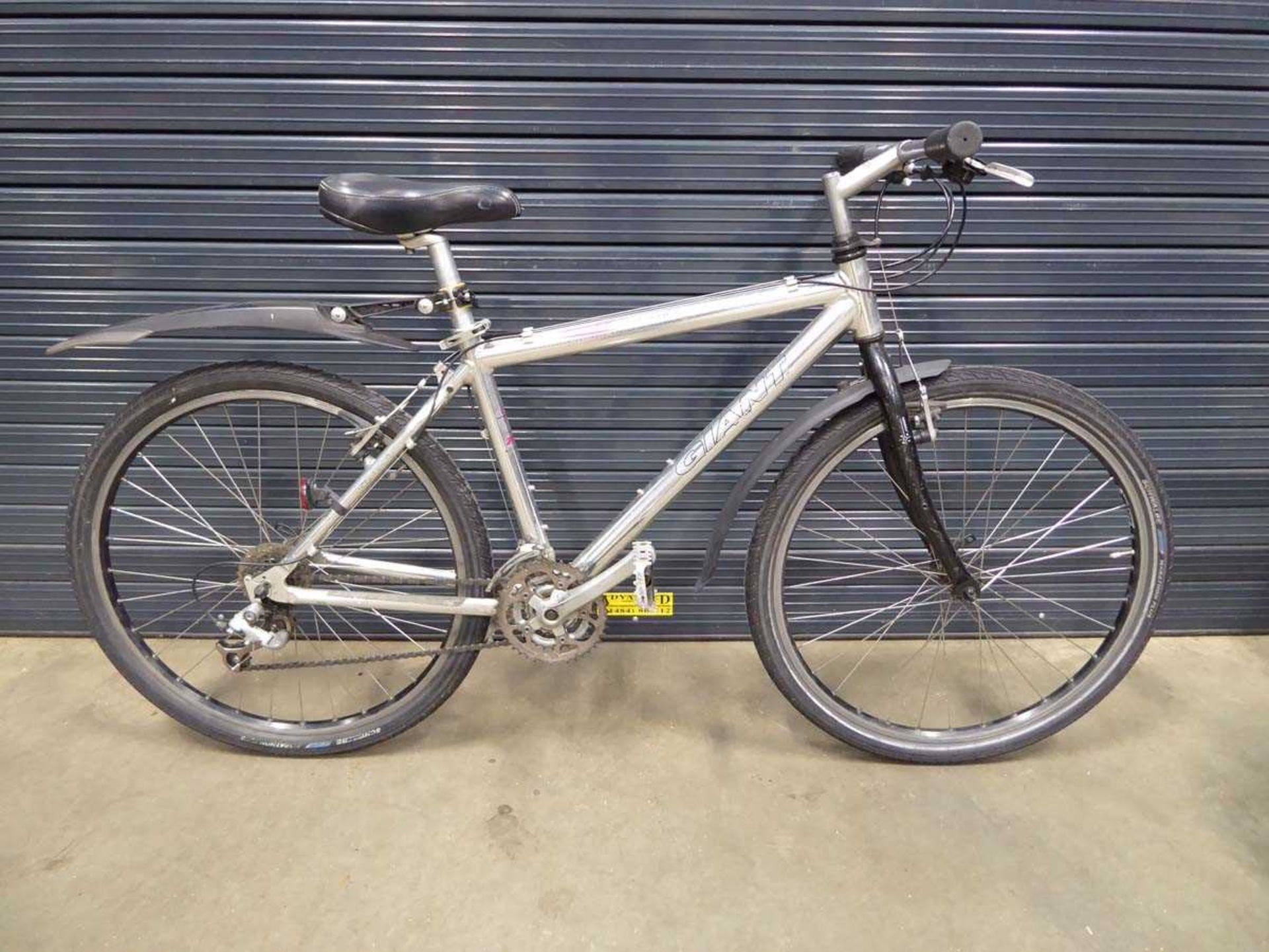 Silver Giant men's town bike