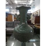 Large Crane patterned Japanese vase