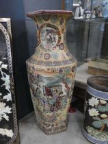 Large 20th Century Japanese vase