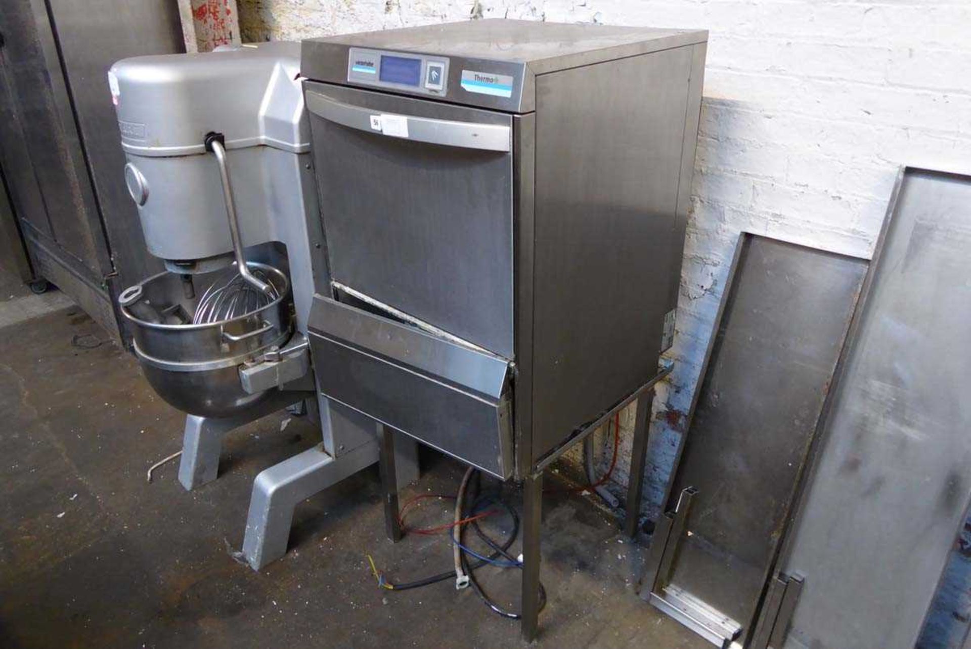 +VAT 60cm Winterhalter thermo+ drop front washer on stand