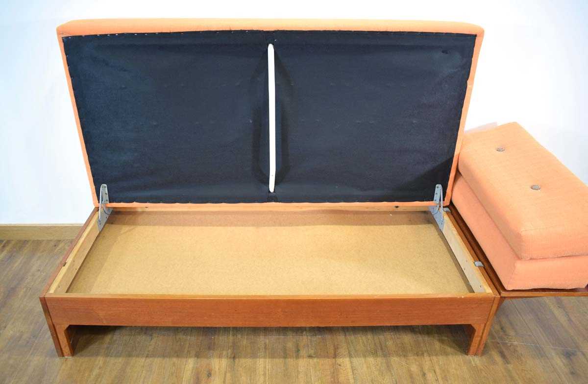 A 1960/70's teak daybed, the orange button-upholstered seat with two loose back cushions, the side - Image 4 of 12