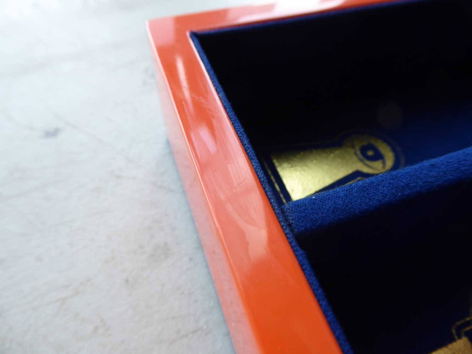 A pair of Jonathan Adler 'Eden Lacquer' jewellery and watch boxes, 33 x 20 x 7 cm The interior looks - Image 6 of 8