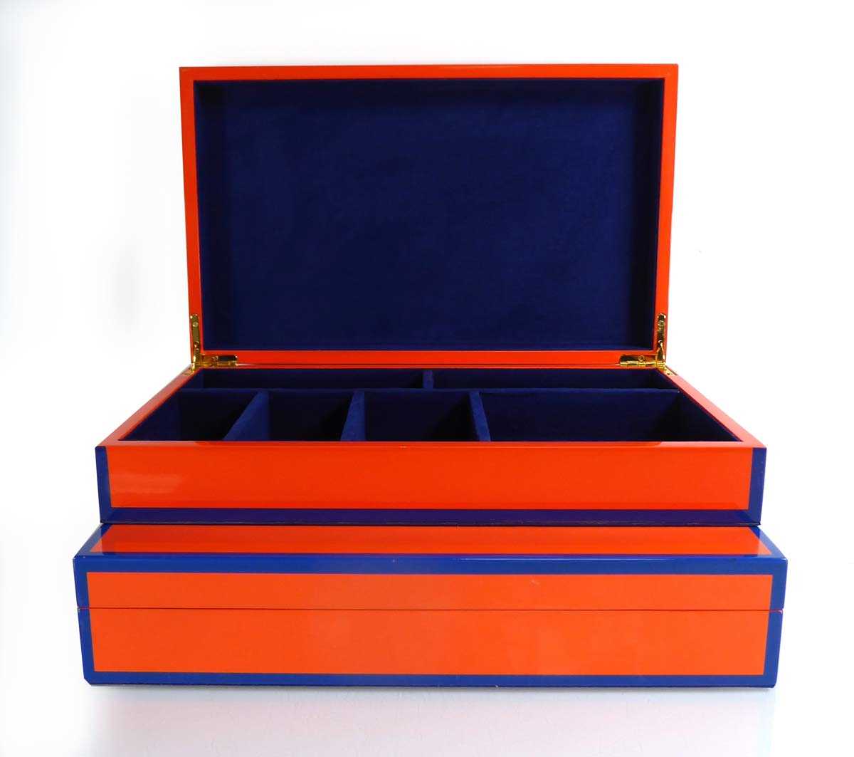 A pair of Jonathan Adler 'Eden Lacquer' jewellery and watch boxes, 33 x 20 x 7 cm The interior looks