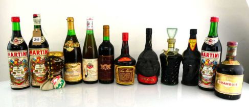 12 old bottles, 3x Martini Rosso Vermouth 30% 75cl/31 l oz, 1x Tia Maria Coffee Liqueur 55 proof