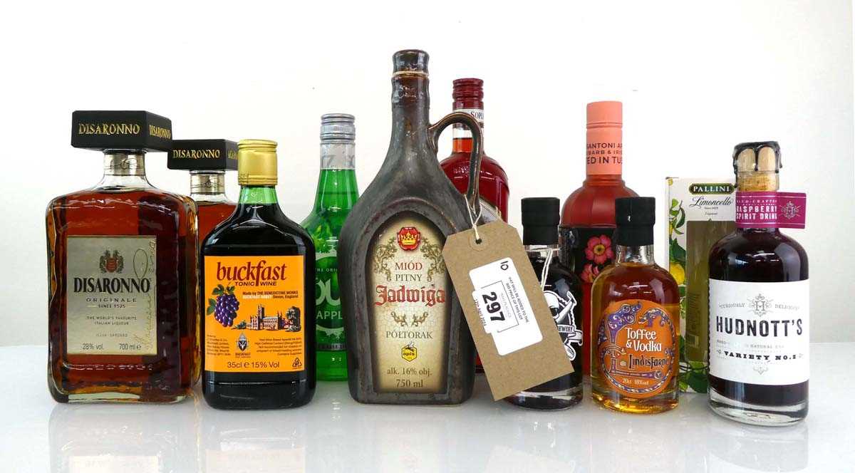 +VAT 10 assorted bottles, 2x Disaronno Originale Liqueur 28% 70cl/50cl, 1x Soplica Malinowa 28%