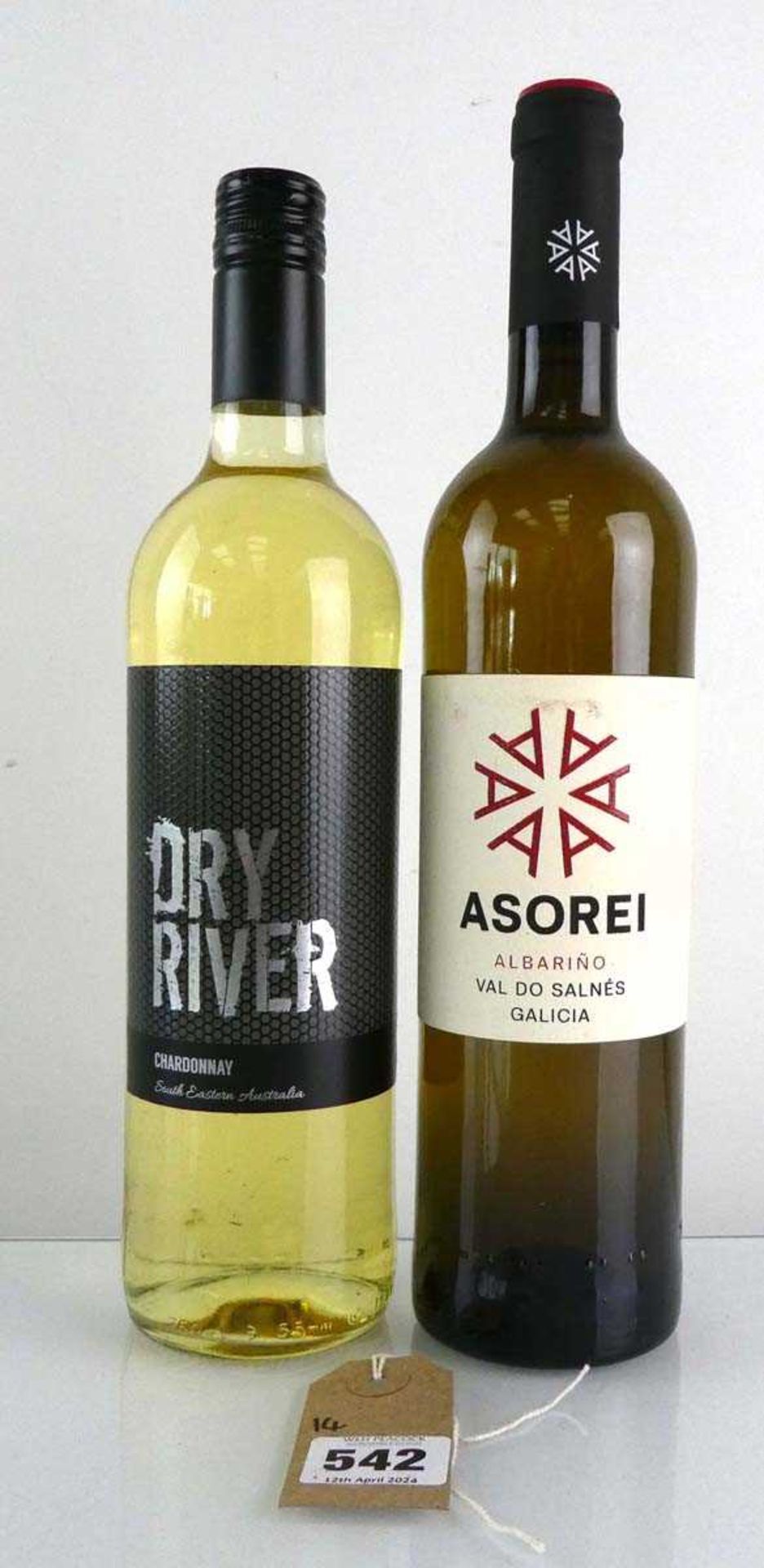 14 bottles of White, 9x Dry River Chardonnay 2018 SE Australia & 5x Asorei 2019 Albarino Val Do