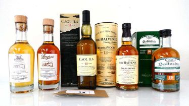 +VAT 5 small bottles of Single Malt Scotch Whisky, 1x Caol ILa 12 year old Islay SMSW with box 43%