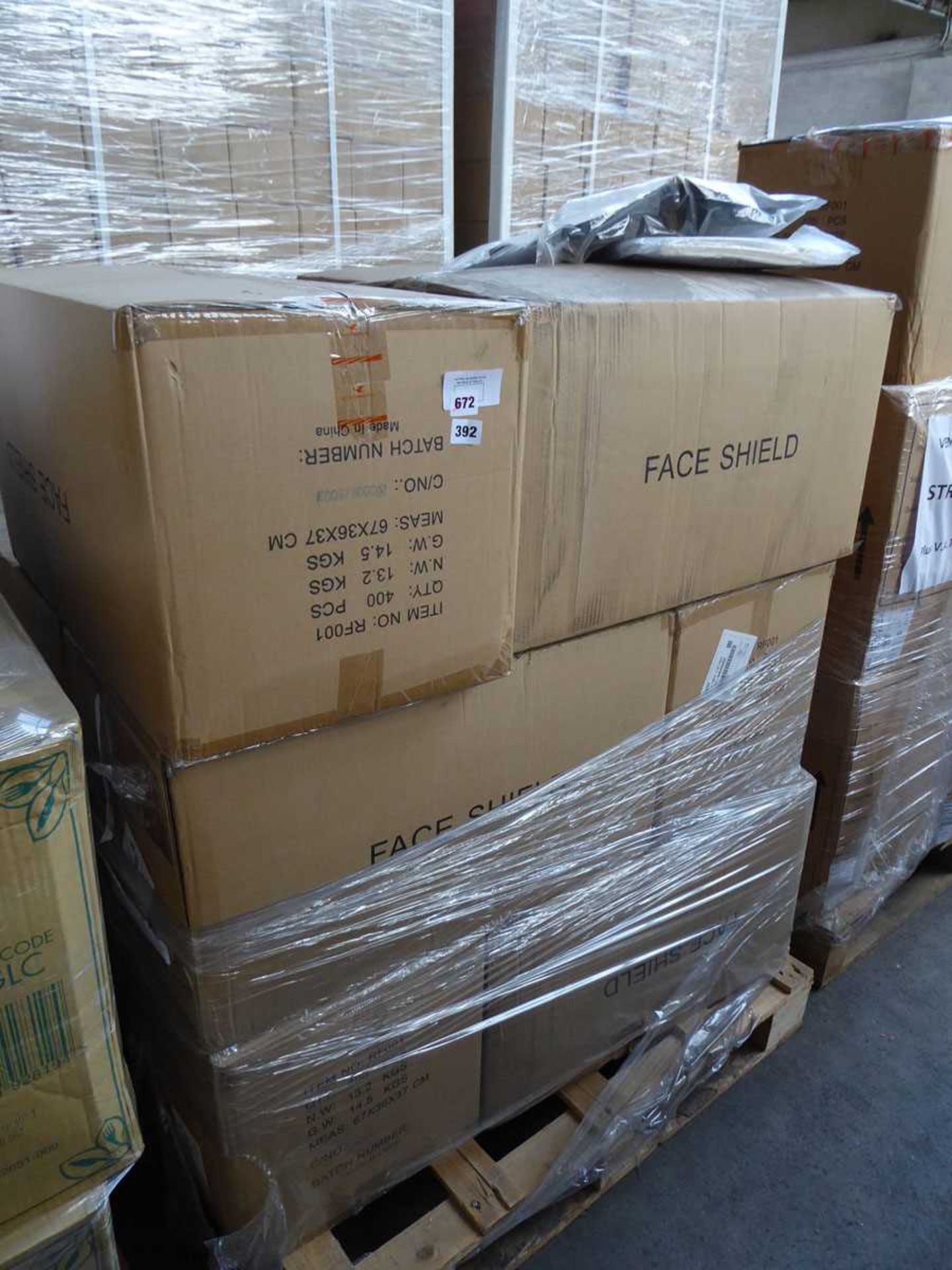 Pallet of face shields - Image 2 of 3