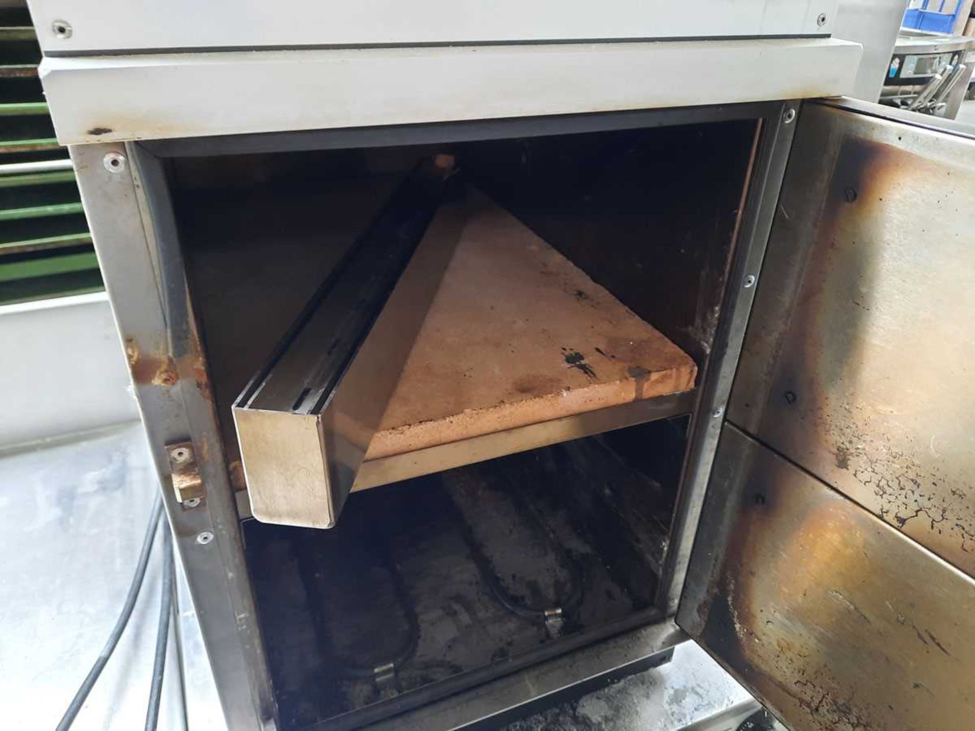37cm Rofco bakers oven with stones - Image 2 of 2