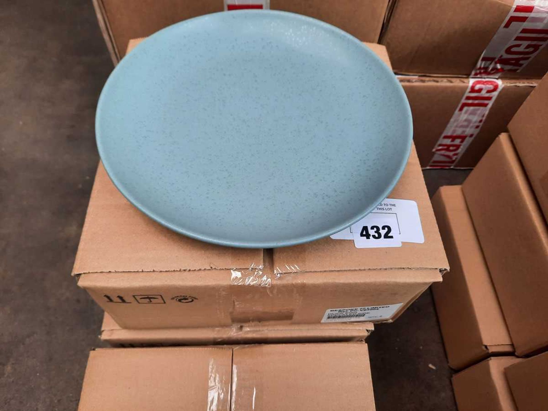 +VAT 5 x boxes of 6 duck egg speckled side plates 21cm (30 in total)