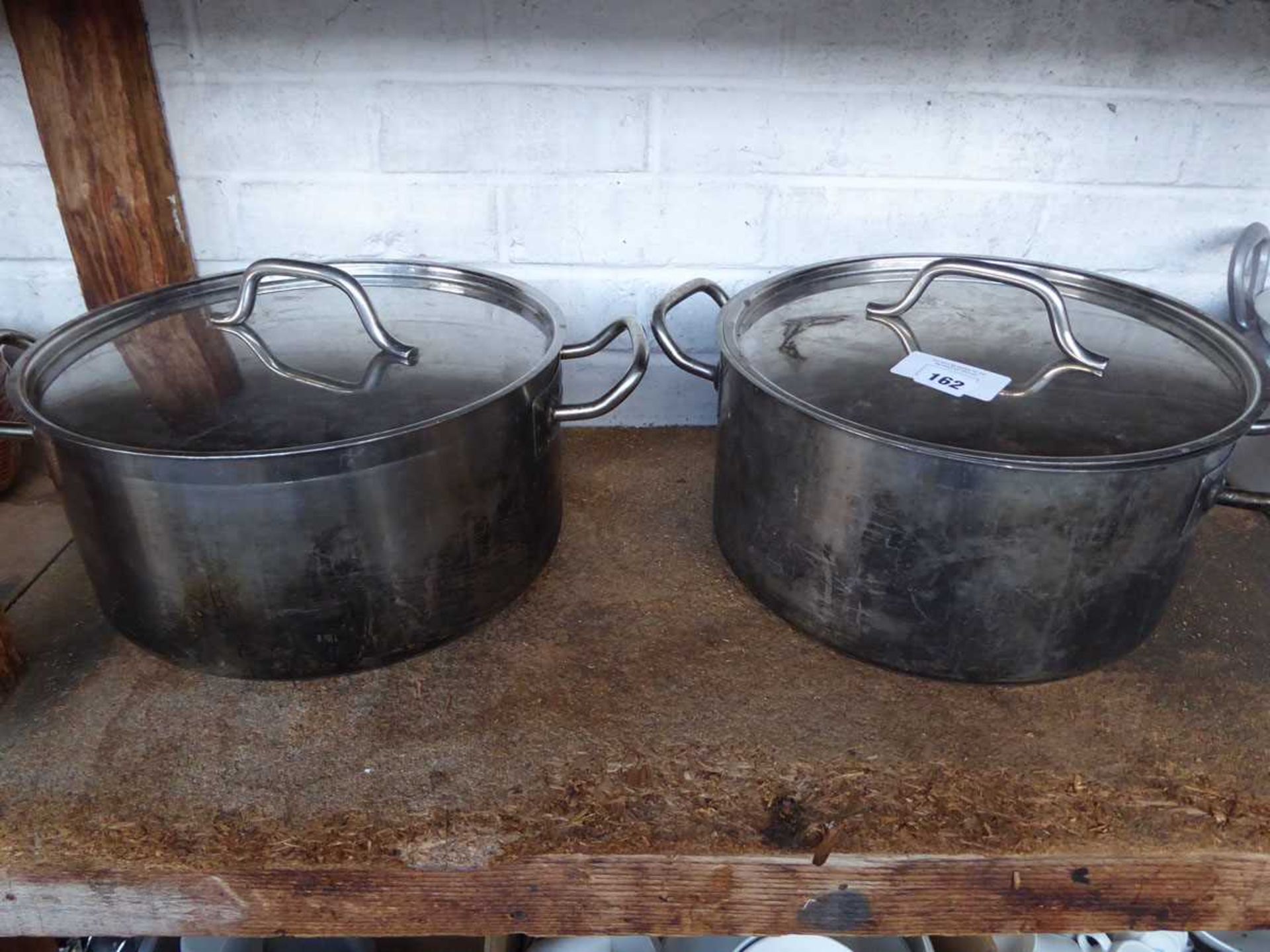 +VAT 2 Nisbet stainless steel cooking pots with handles and lids