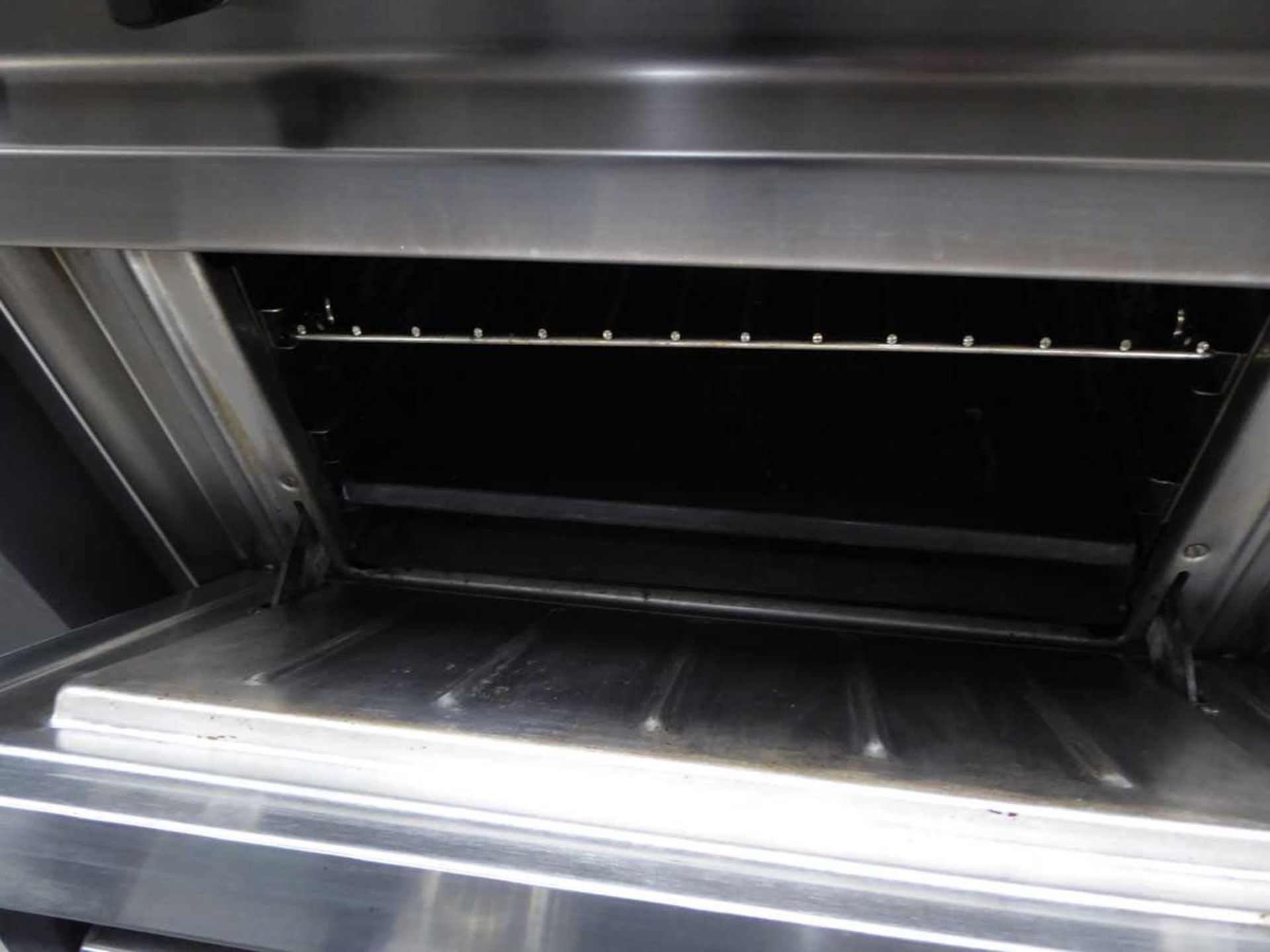 +VAT 80cm Gas Ambach solid top cooker with single door oven under - Image 2 of 2