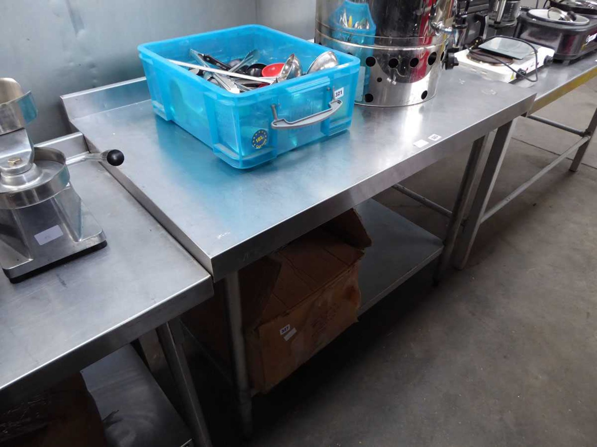 120cm stainless steel preparation table with shelf under