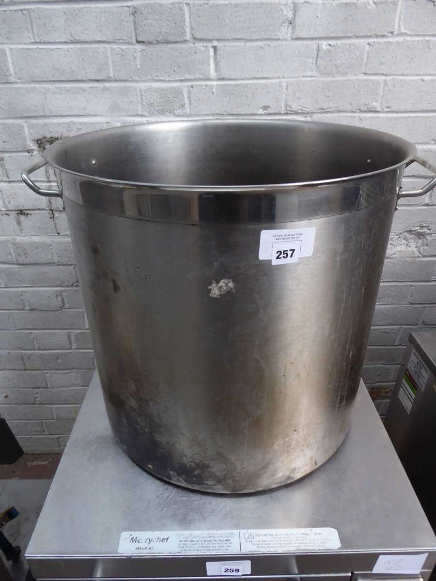 +VAT 52cm diameter stainless steel cooking pot with 2 handles