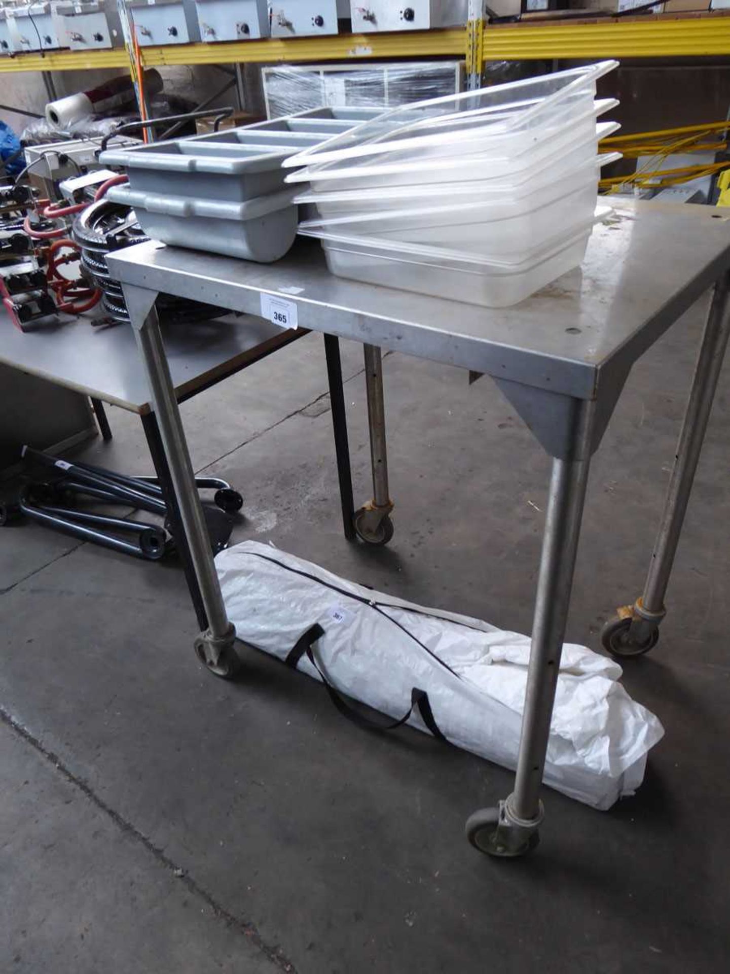 +VAT 80cm stainless steel mobile bench