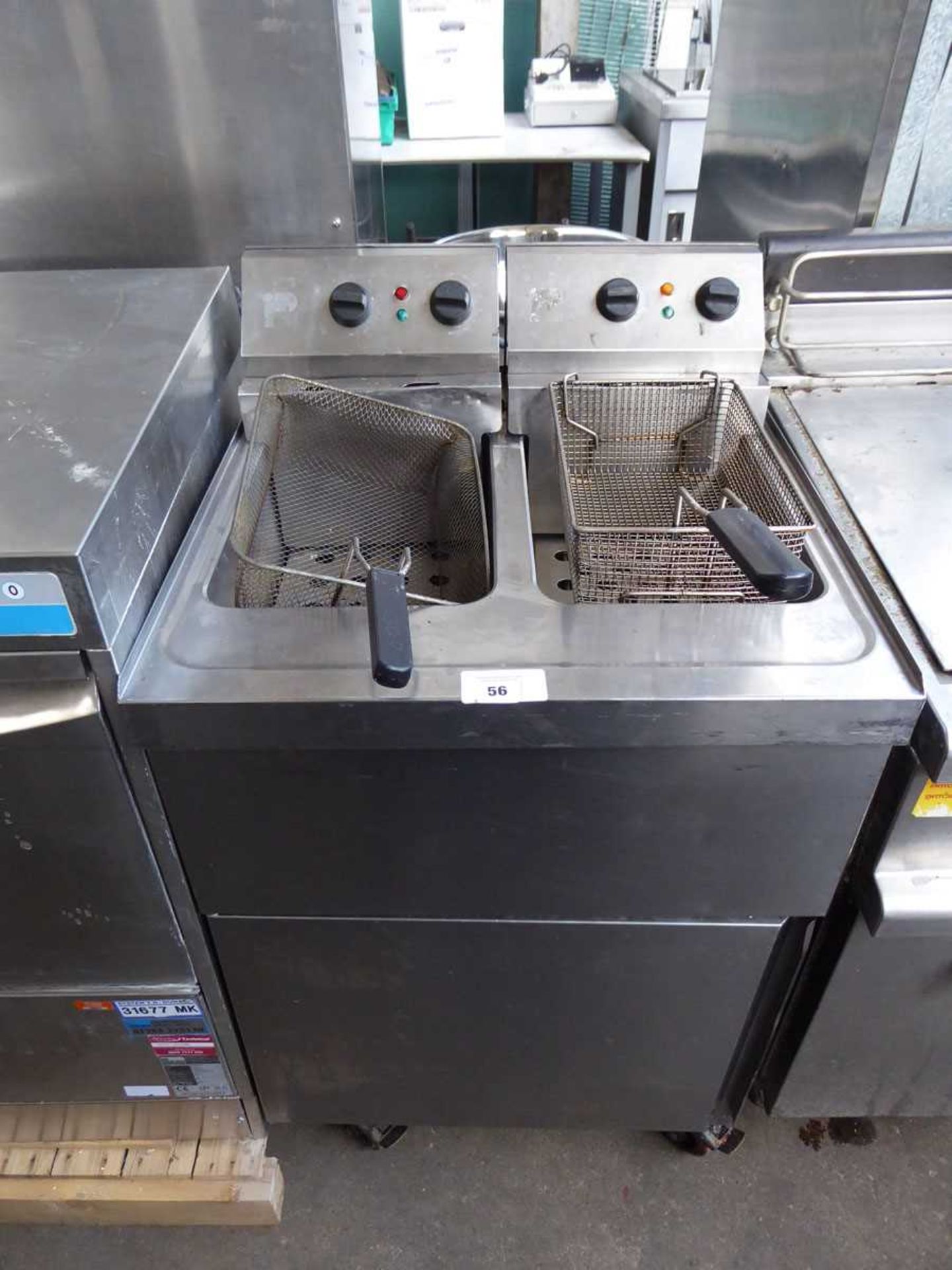 +VAT 60cm electric Parry two-well fryer with baskets