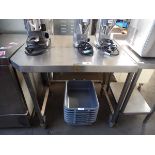 +VAT 94cm stainless steel preparation table on castors with corner cut out