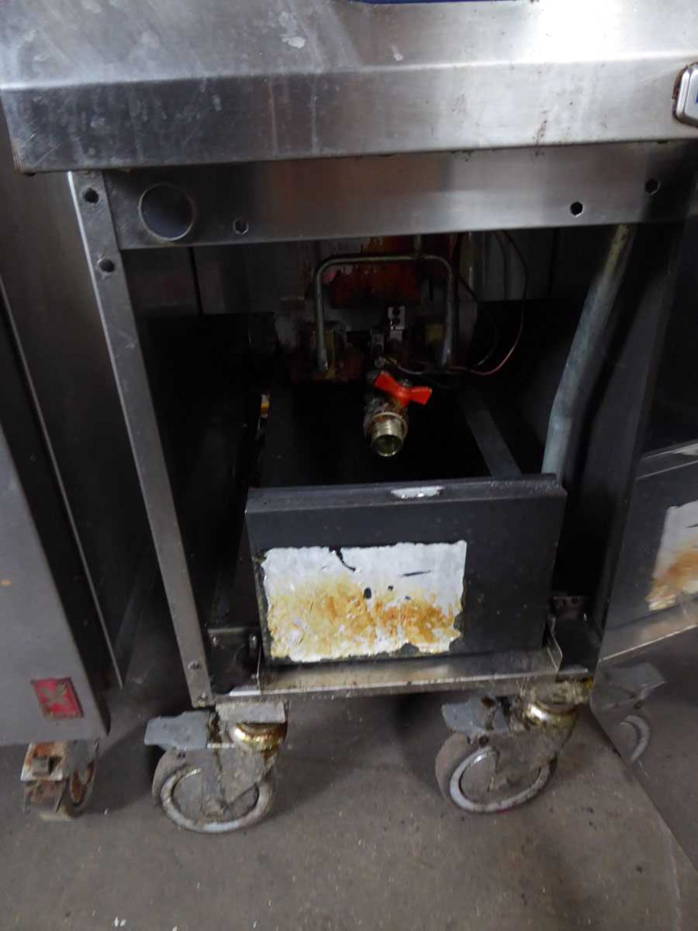 +VAT 120cm gas Electrolux triple fryer - Image 3 of 4