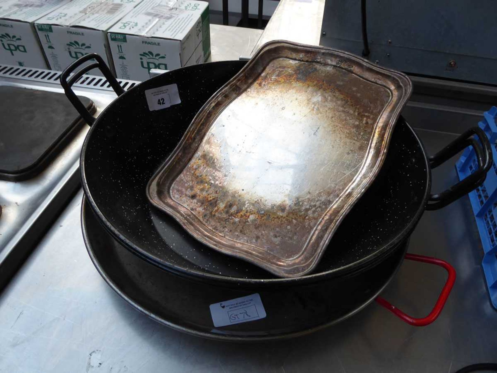 +VAT 2 large woks, a paella dish and 2 silver effect serving platters