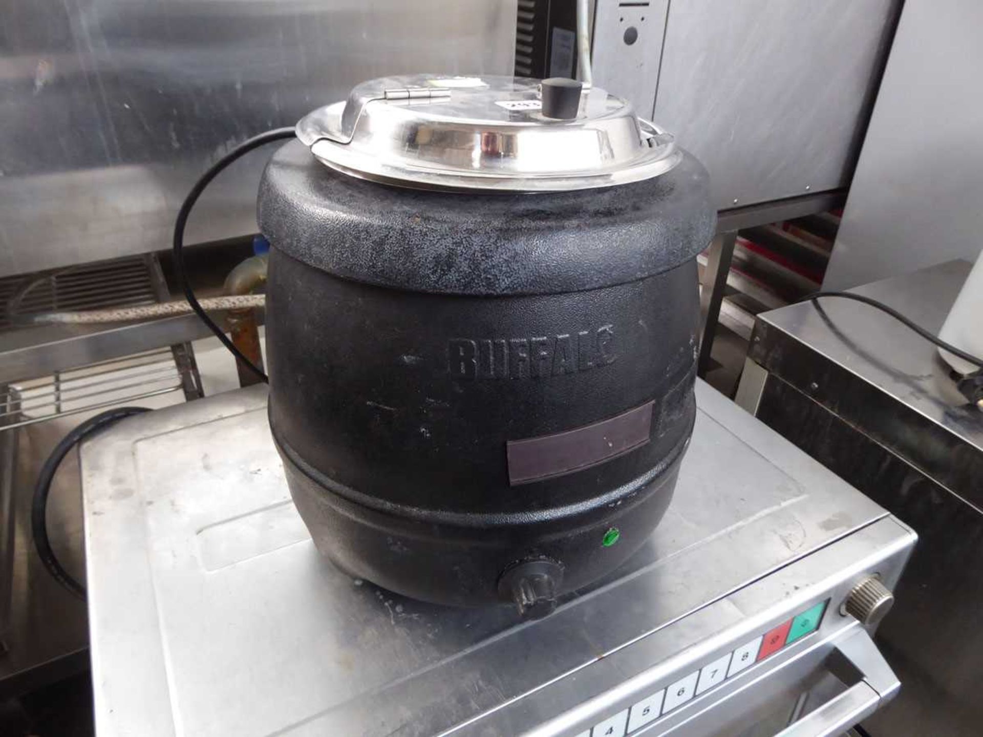 Buffalo soup kettle (No plug)