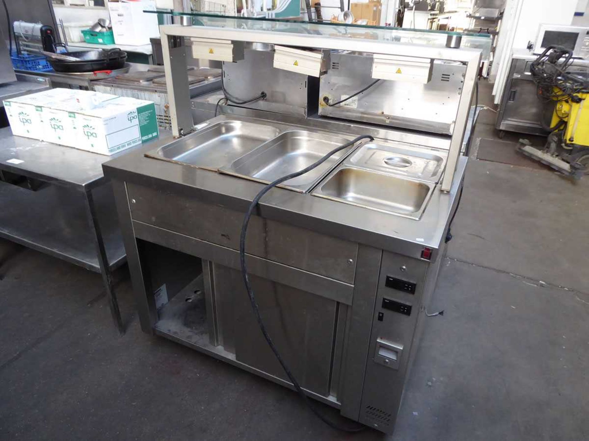 +VAT 110cm Inomak heated servery with bain-marie top and sliding cupboard under
