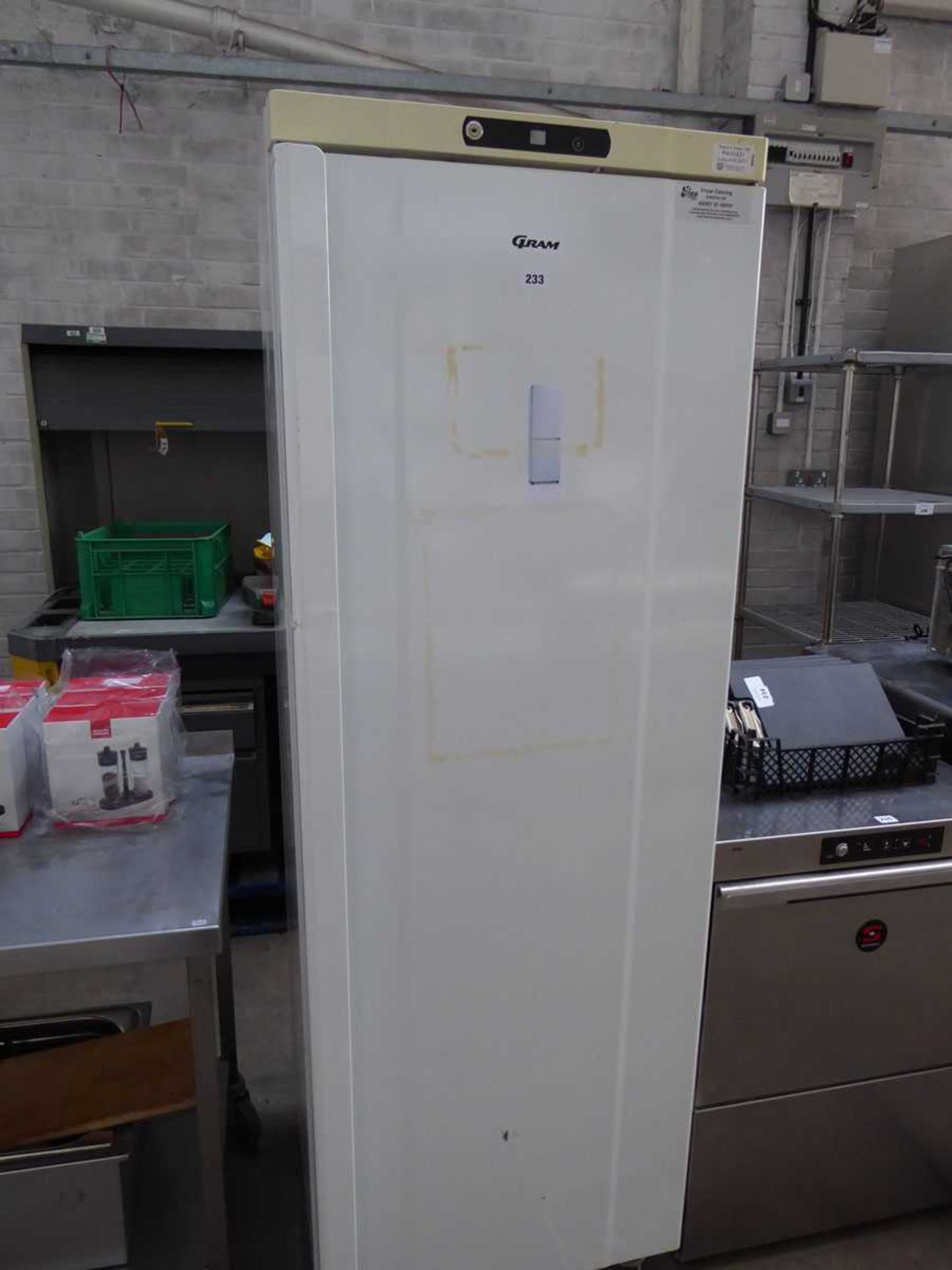 60cm Gram KK400 LUHC6W single door refrigerated unit