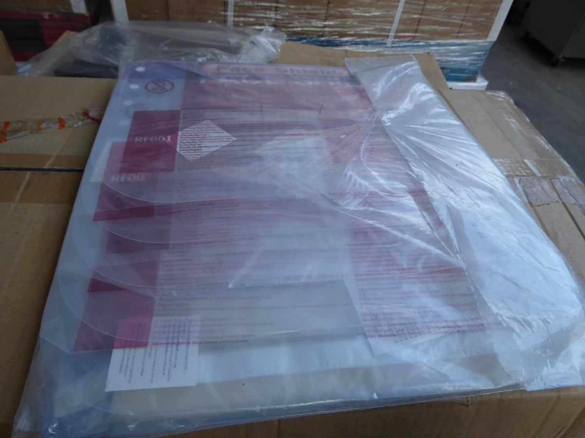 Pallet of face shields - Image 2 of 2