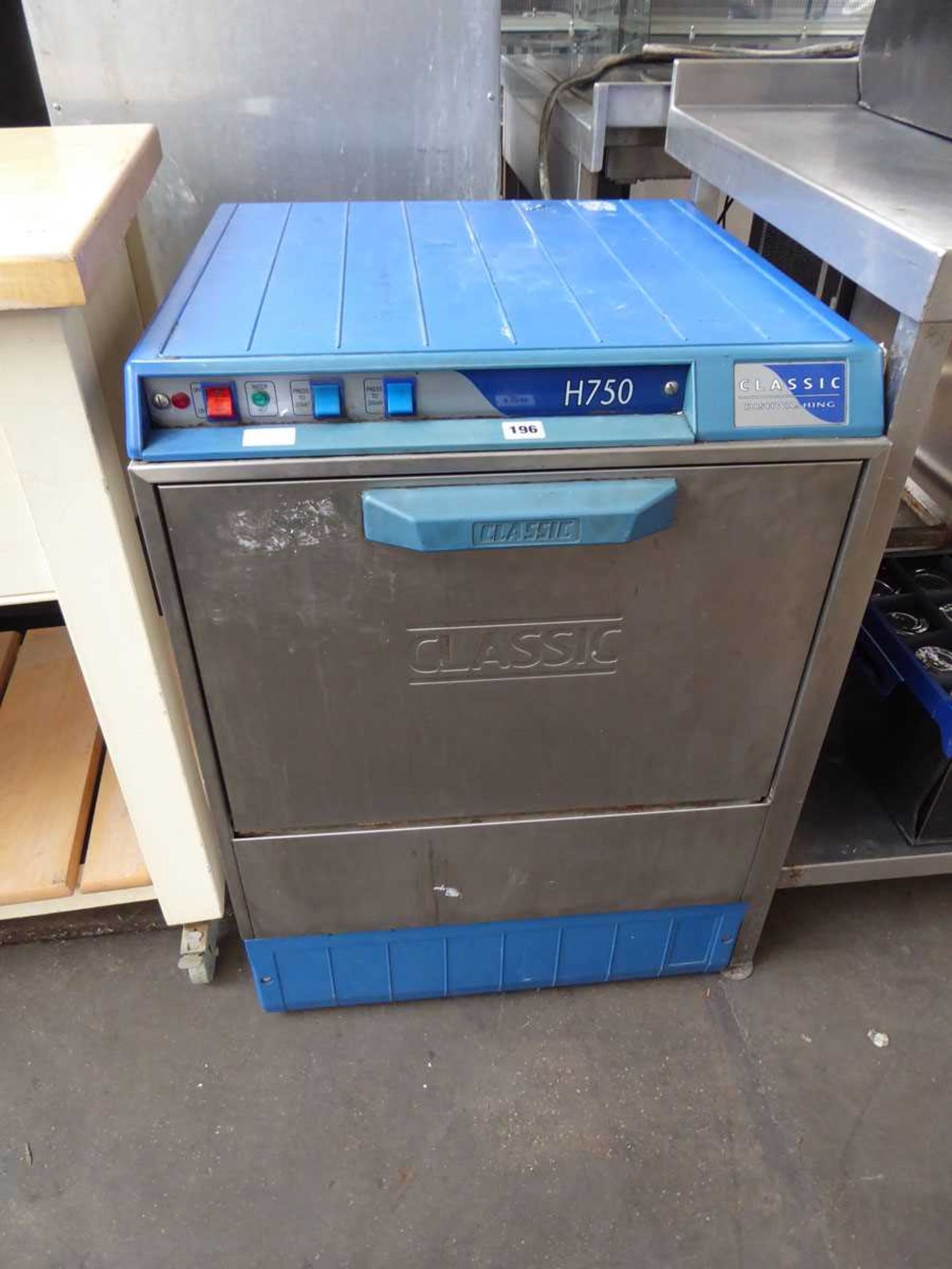 59cm Classic H750 under counter washer