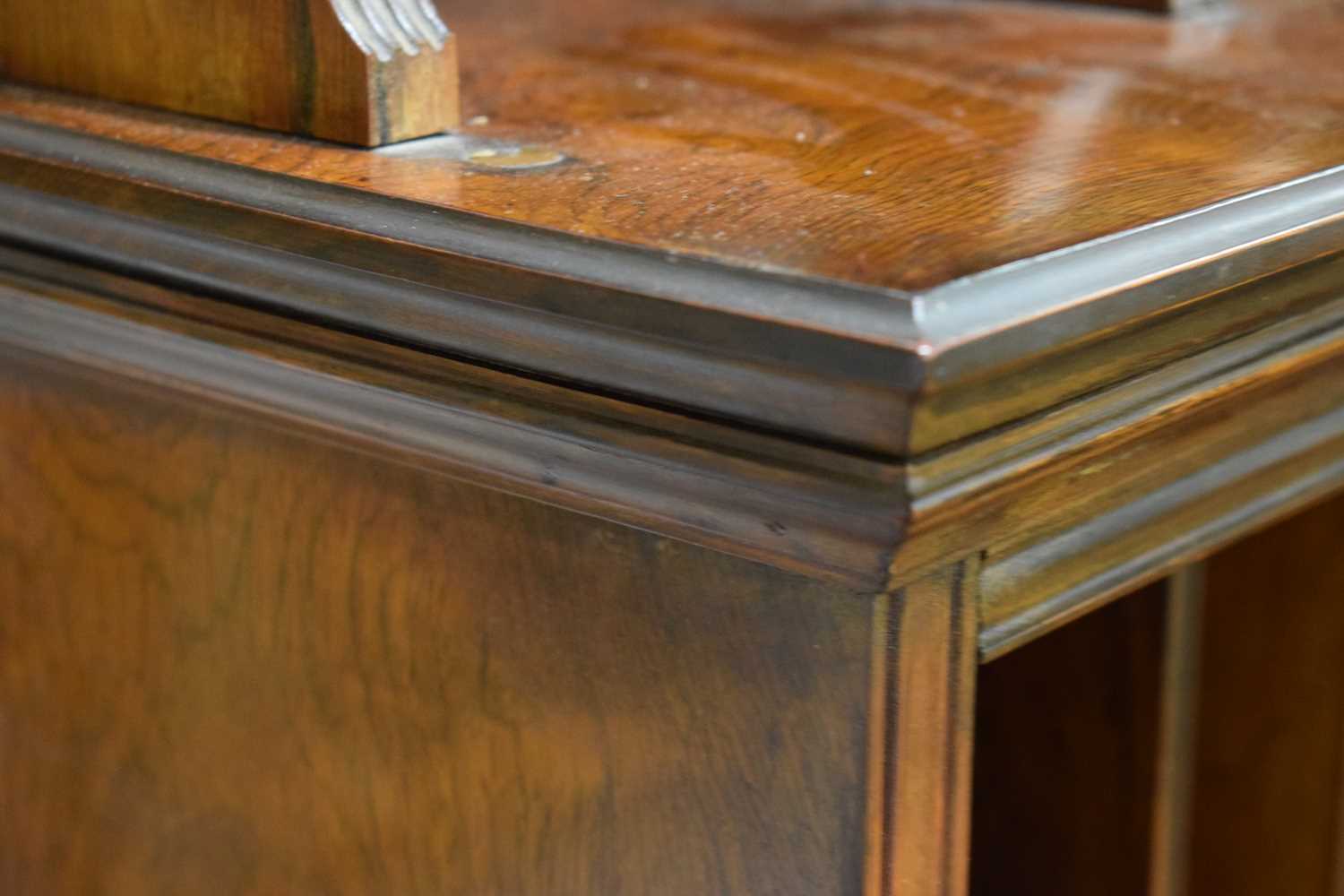 A late 19th/early 20th century rosewood music cabinet with vertical compartments over two shelves - Image 4 of 11