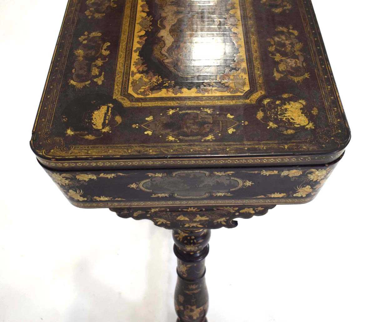 A mid-19th century black lacquered and gilt sewing table intricately decorated in the chinoiserie - Image 10 of 14