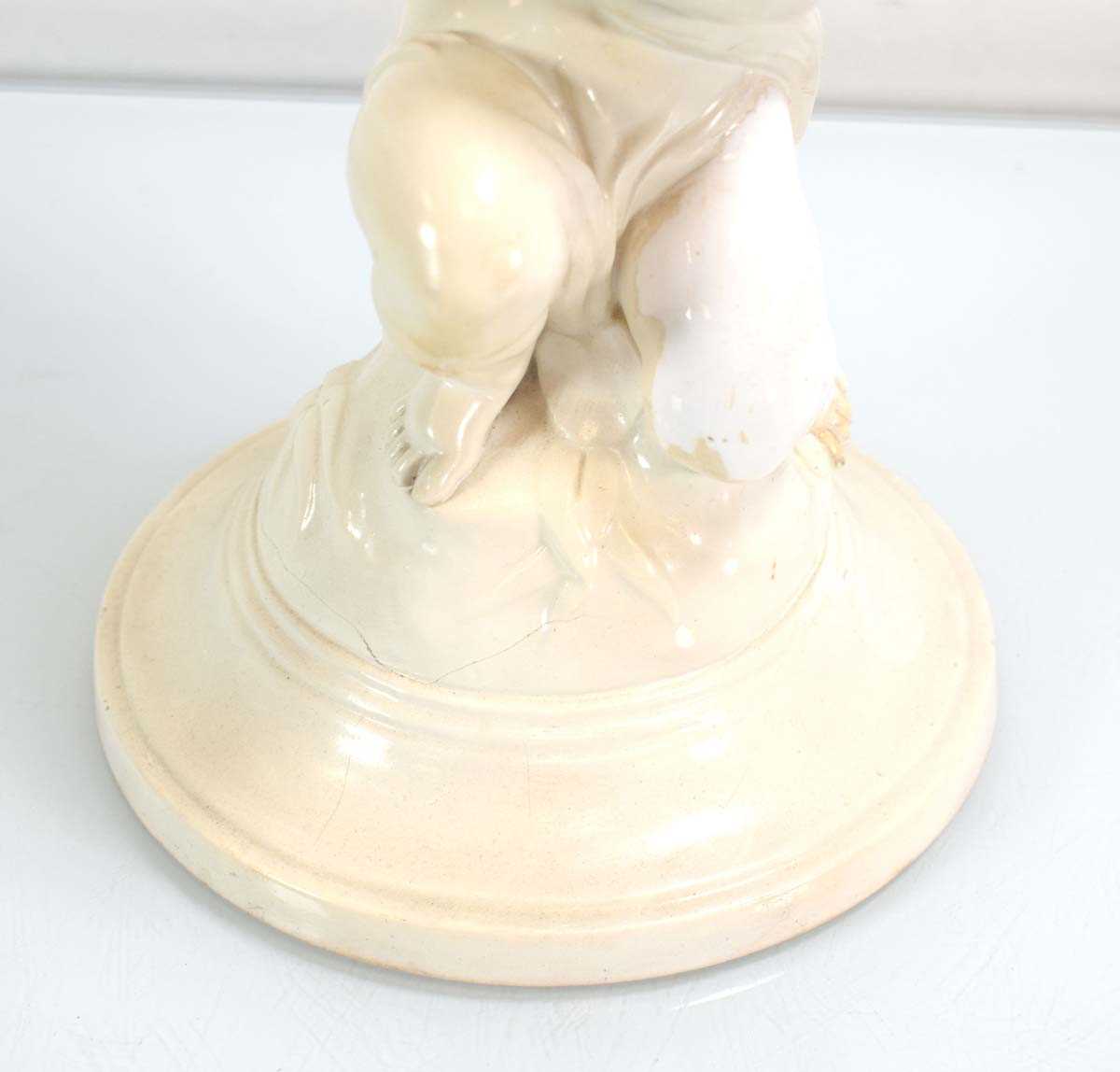 A Copelands China oil lamp with a figural column, white opaline reservoir and matching shade - Image 3 of 3